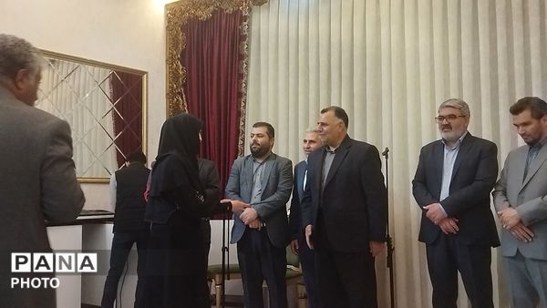 گرامیداشت هفته امور تربیتی در تالار فرهنگیان نیشابور  