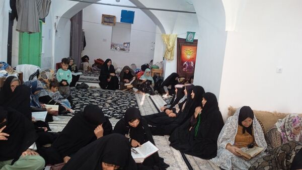 پایان اعتکاف در فدافن با زمزمه‌های نیایش و اشک شوق 