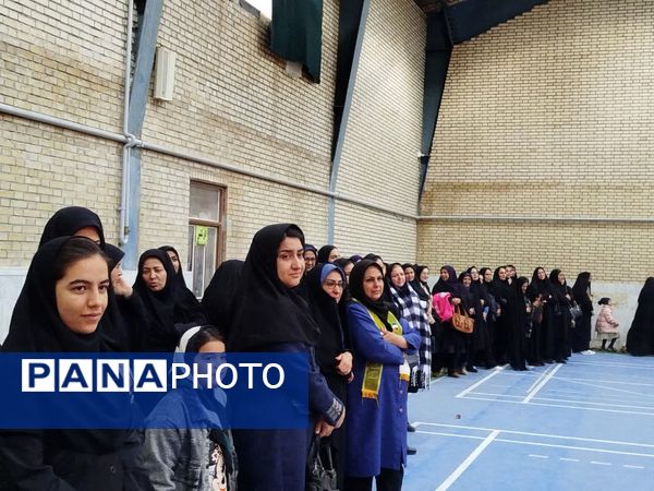 برگزاری دوره‌های ضمن خدمت تخصصی مربیان پیشتاز در فاروج