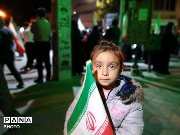 تویسرکان یک‌صدا برای ایران