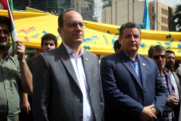 تجمع بزرگ دانش‌آموزان و فرهنگیان در حمایت از مردم مظلوم غزه و فلسطین