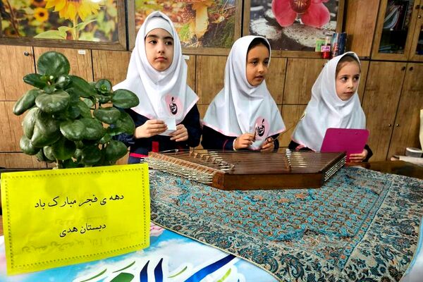 جشن میلاد امام زمان (عج) در دبستان هدی
