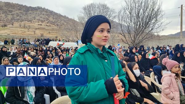 تجدید میثاق مردم با آرمان‌های انقلاب در سایه وحدت و ایمان