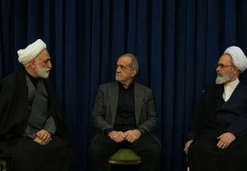 پایان کار شورای موقت رهبری/ ایرانیان نشان دادند که زمان‌شناس و بابصیرت هستند