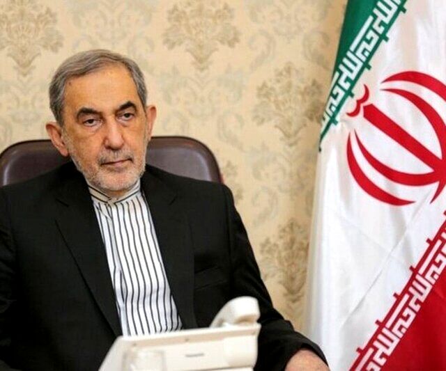 ولایتی: خلیج فارس جای قمار نیست