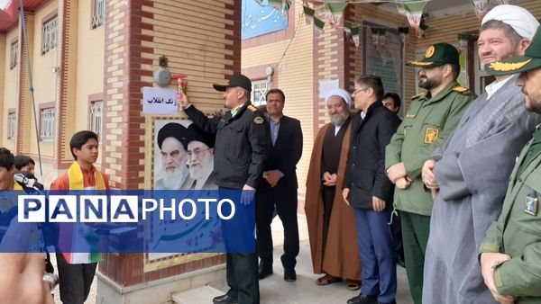 طنین چهل و هفتمین زنگ انقلاب در مدارس شهرستان هوراند