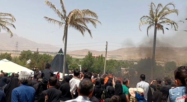مراسم خیمه سوزان در شهر طاقانک