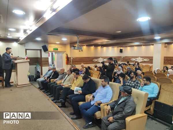 تجلیل از نویسندگان دهه هشتادی و نودی حوزه دفاع مقدس