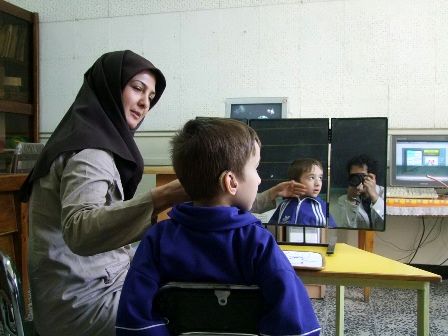 جامعه باید حمایت‌های لازم را از دانش‌آموزان با نیازهای ویژه فراهم کند