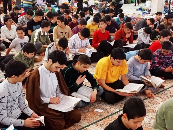 حال و هوای روز اول اعتکاف شهرستان کاشمر