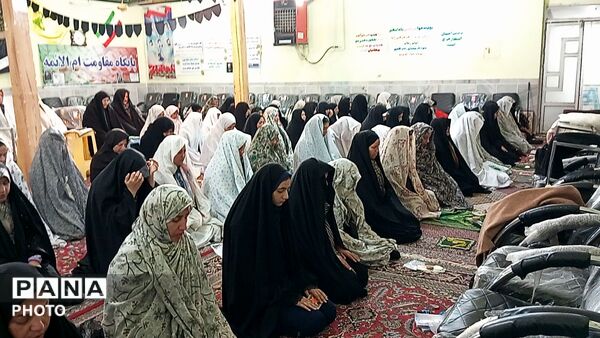 عید بندگی در مسجد ابوالفضلی نیشابور 