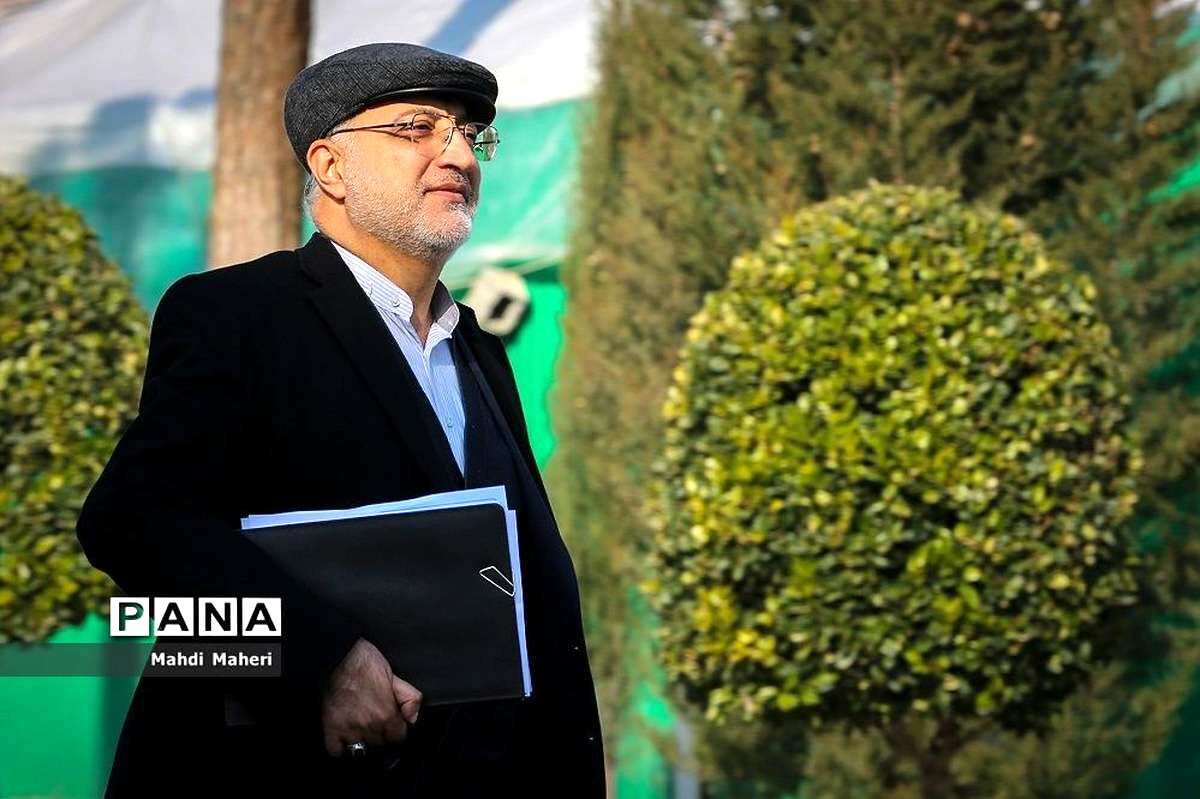 شهرداری آماده ساخت ۴۰۰ مجتمع آموزشی در تهران است/ آموزش‌وپرورش نباید دغدغه ساختمان داشته باشد