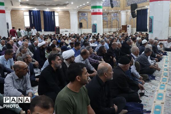 نمایشگاه فرهنگی هنری دانش‌آموزان در نماز جمعه باقرشهر و کهریزک 