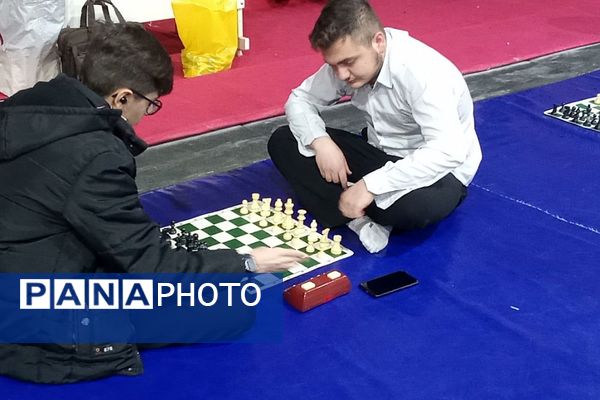 برگزاری مسابقات شطرنج دانش‌آموزی در بهارستان ۲