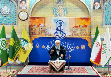 رئیس مجمع تشخیص مصلحت نظام: برای استقلال کشور هزینه می‌دهیم