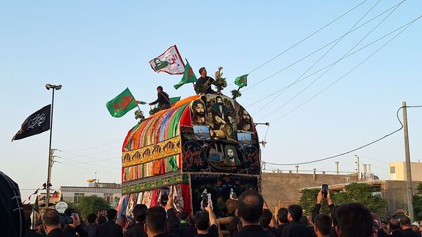 شکوه نخل‌گردانی در گناباد؛ تصویری از عشق و ارادت در محرم