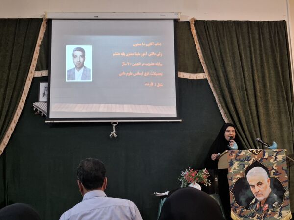 جلسه انجمن اولیا و مربیان در دبستان هیات امنایی قرآنی مبین شهرستان شیروان