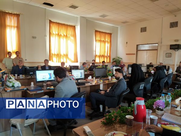  ششمین جلسه پروژه مهر ناحیه ۶ در هنرستان دارالفنون