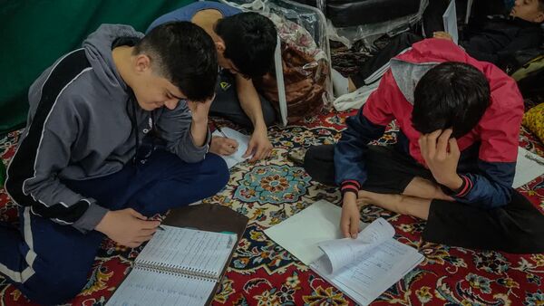 از هیاهوی دنیا تا خلوت بندگی در رباط سنگ