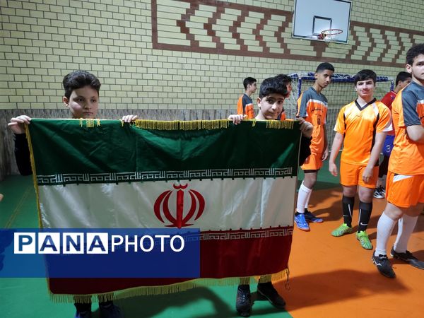 نمایش اقتدار در مدرسه میثم رشت