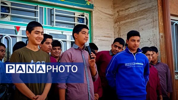 کاندیدای شورای دانش آموزی دبیرستان میثاق از برنامه های خود گفتند