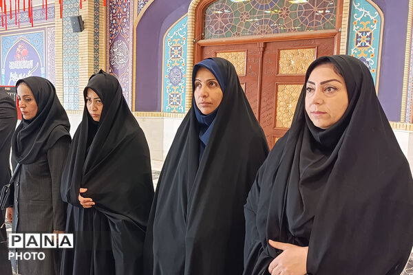 ادای احترام به شهدا و تجلیل از مربیان بهداشت در خراسان شمالی