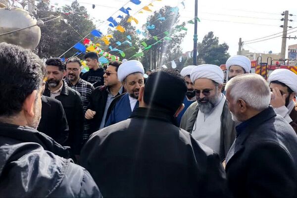 بازدید امام جمعه شهرستان رباط‌کریم و رئیس‌اداره‌ امورخیریه از موکب رباط کریم