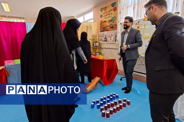 بازدید مسئولان آموزشی مقطع ابتدایی از طرح جابر بن حیان در دبستان ایمان