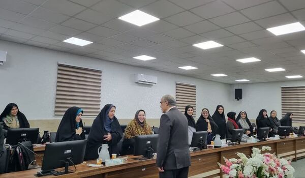 تجلیل از عوامل اجرایی و مصححین امتحانات نهایی ۱۴۰۴