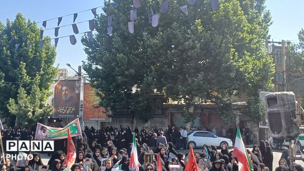 روزی که تاریخ اشک می‌ریزد؛ تشییع شکوهِ بی‌مانند رهبر شهید
