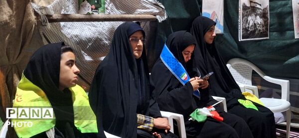 برپایی موکب سازمان دانش‌آموزی همراه با بسیج دانش‌آموزی در شهرستان فارسان