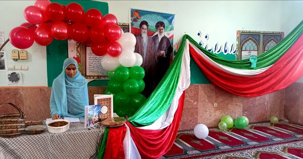 جشن باشکوه ولادت حضرت مهدی(عج) در دبیرستان آسیه رضوان