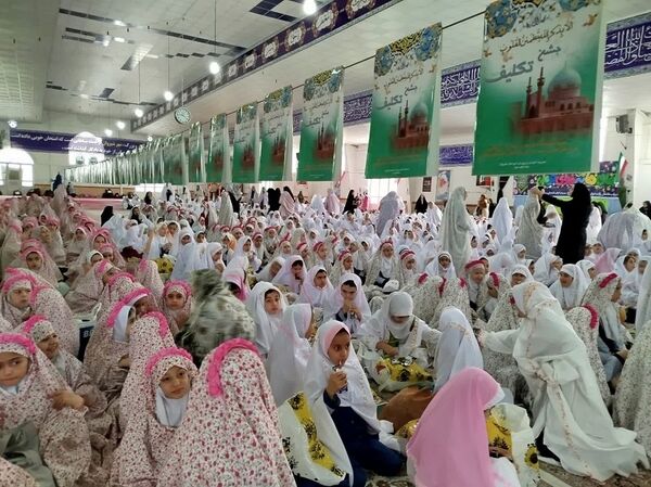 جشن تکلیف دانش‌آموزان دختر پایه سوم شیروان