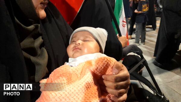 حضور حماسی مدارس قم در تجمعات شبانه آستان مقدس امامزاده موسی مبرقع(ع)