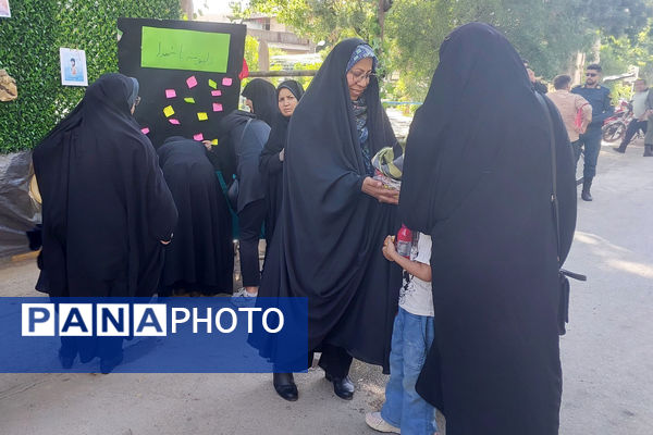 برگزاری یادواره شهدای گمنام در دارالرحمه شیراز