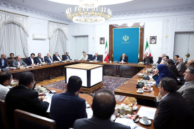 تأکید پزشکیان بر لزوم اقناع‌سازی افکار عمومی و جلب مشارکت آگاهانه مردم در کاهش مصرف انرژی