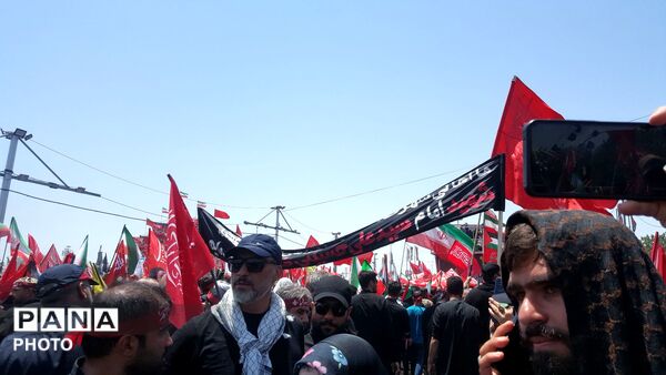 خروش میلیونی در بدرقه بزرگ‌مرد جهان اسلام