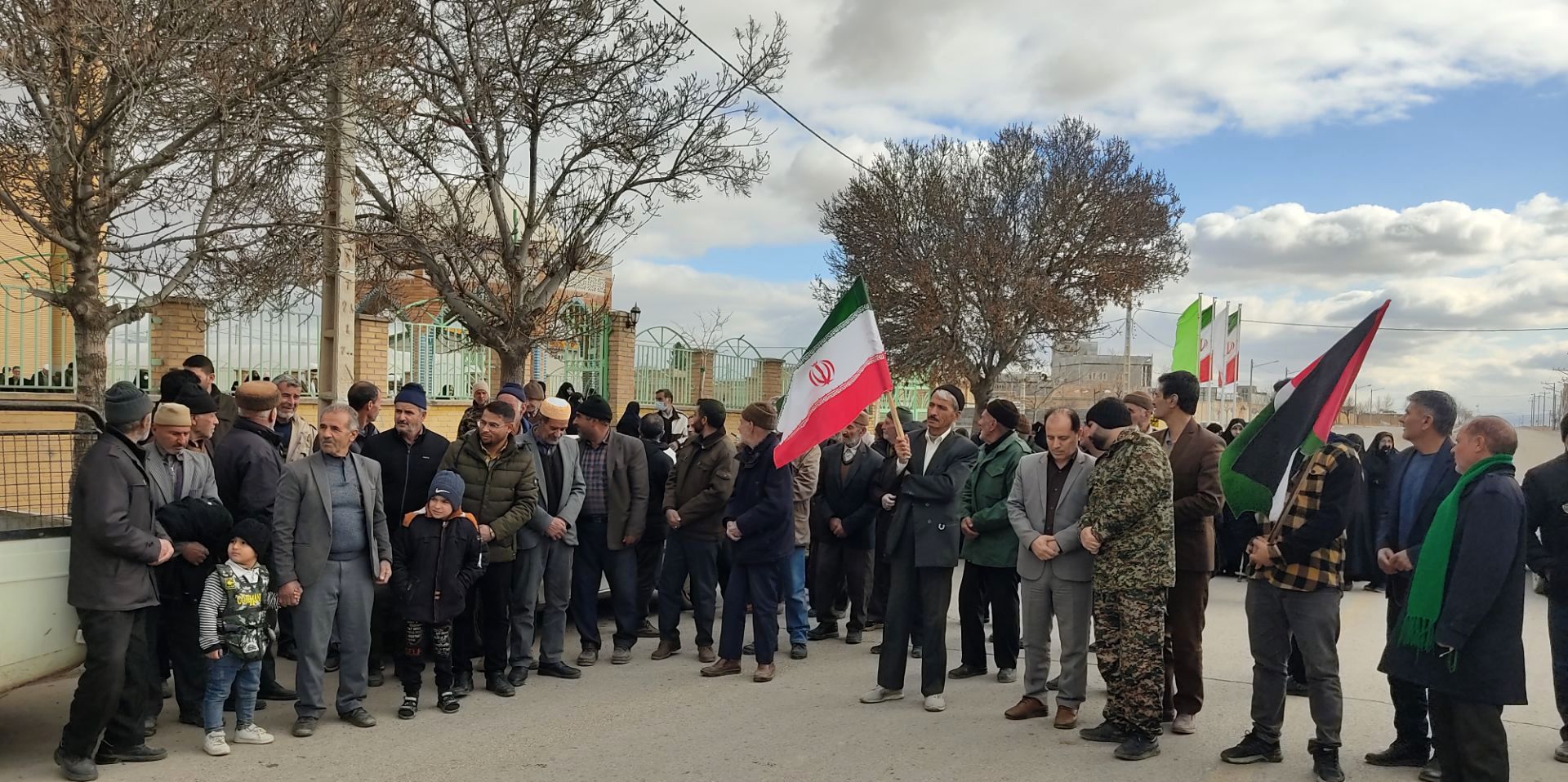 برگزاری نماز جمعه و جشن پیروزی مقاومت مردم غزه و جبهه مقاومت در شهر تیتکانلو 