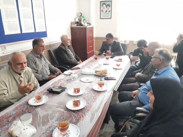 توزیع ۲۶۰ بسته حمایتی بین دانش‌آموزان نیازمند شهرستان عباس‌آباد