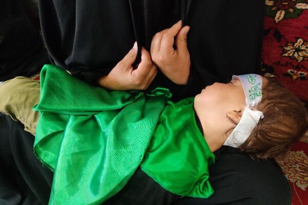 همایش شیرخوارگان حسینی در شهر بار