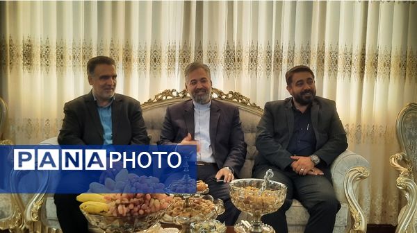 تجلیل و تکریم از  خانواده شهید علیرضا نخعی