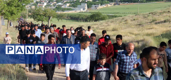 اسعدیه؛ میزبان مردم در همایش پیاده‌روی خانوادگی