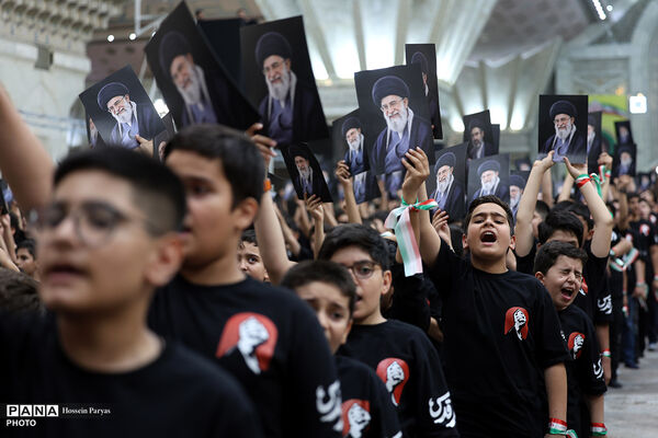 برگزاری همایش بزرگ جمع‌خوانی دانش‌آموزان با اجرای سرود و نوحه حماسی «باید برخاست»