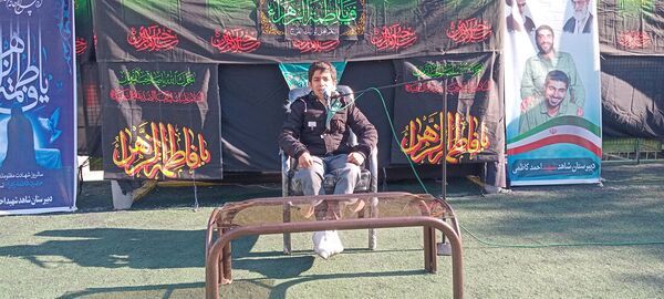 دانش‌آموزان مدرسه شاهد شهید کاظمی در سوگ شهادت حضرت فاطمه (س)