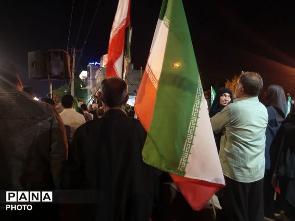 شبی با جنس همدلی در بلوار فضل نیشابور
