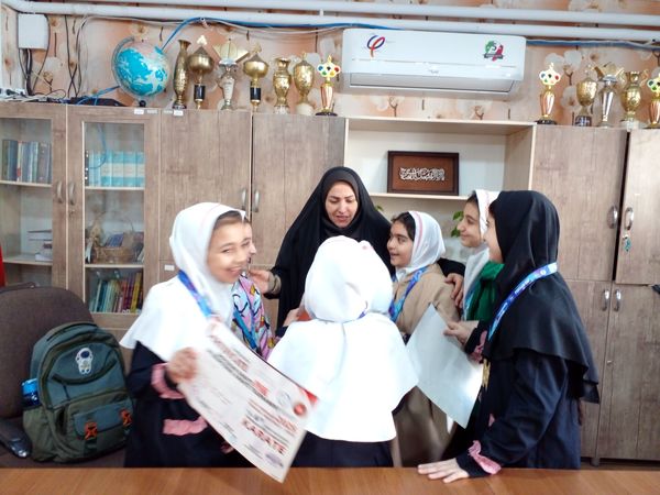  موفقیت دختران کاراته کار مدرسه هدی ۱  در مسابقات بین المللی در تهران