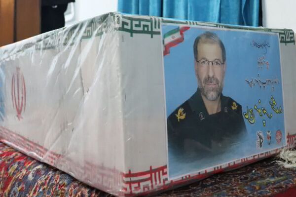 وداع با پیکر جانباز شهید حاج منوچهر بخشنده