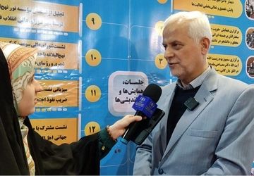 نمایشگاه قرآن نقطه شروعی برای انس بیشتر با مفاهیم قرآنی است