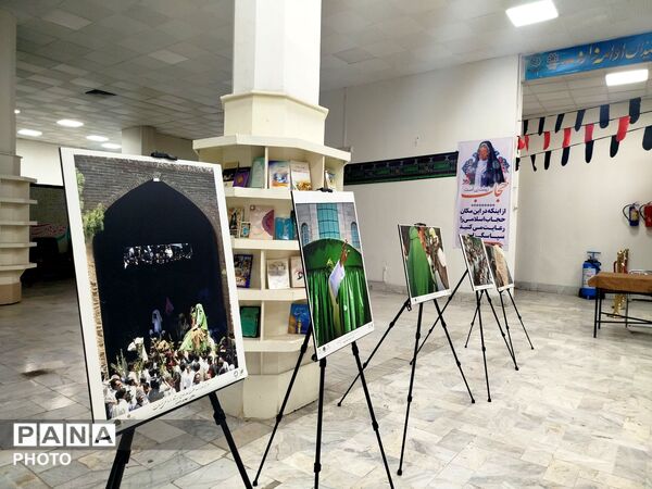 طراحی احادیث و اشعار توسط هنرمندان نیشابوری