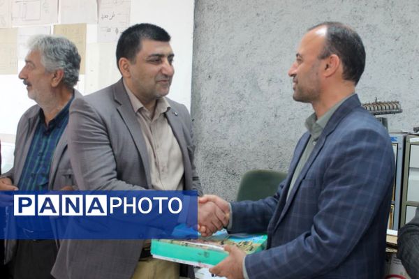 بانگ سپاس معلم در مدارس گلوگاه 